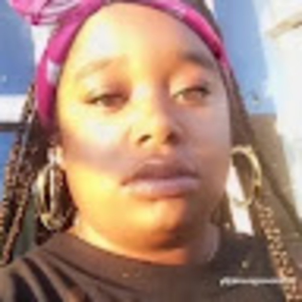 Meet your Posher, Tosha